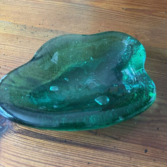 Blenko Vintage Green Amoeba Ashtray Dish Mid Century Free Form  Wow - Picture 10 of 10